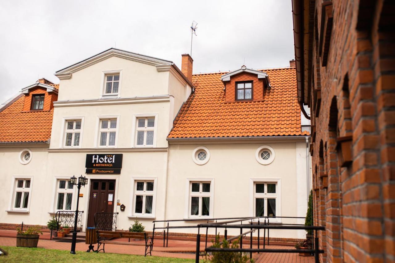 Hotel Przedzamcze Джалдово Екстериор снимка