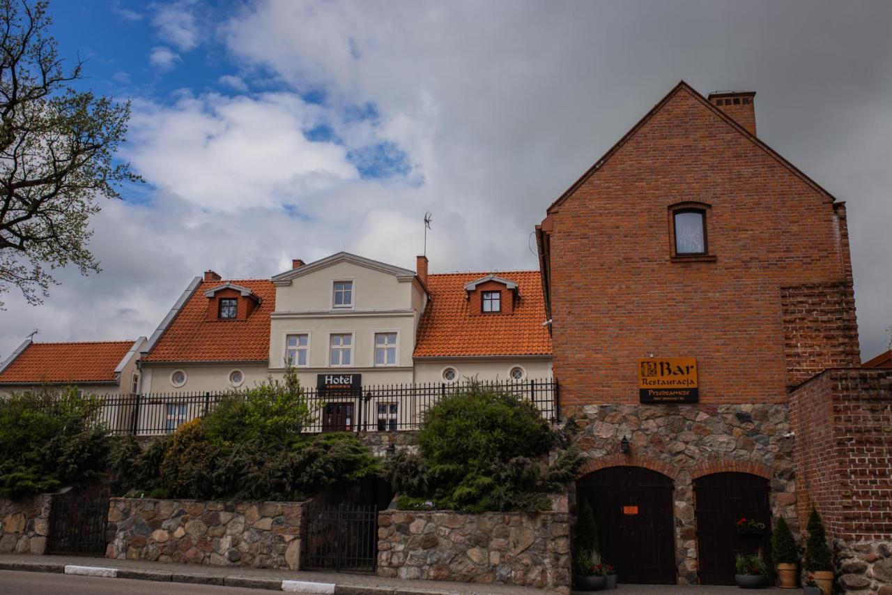 Hotel Przedzamcze Джалдово Екстериор снимка