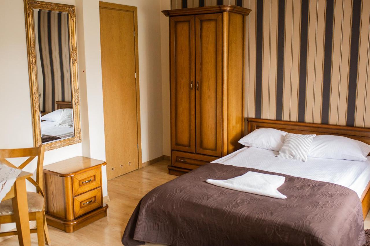Hotel Przedzamcze Джалдово Екстериор снимка