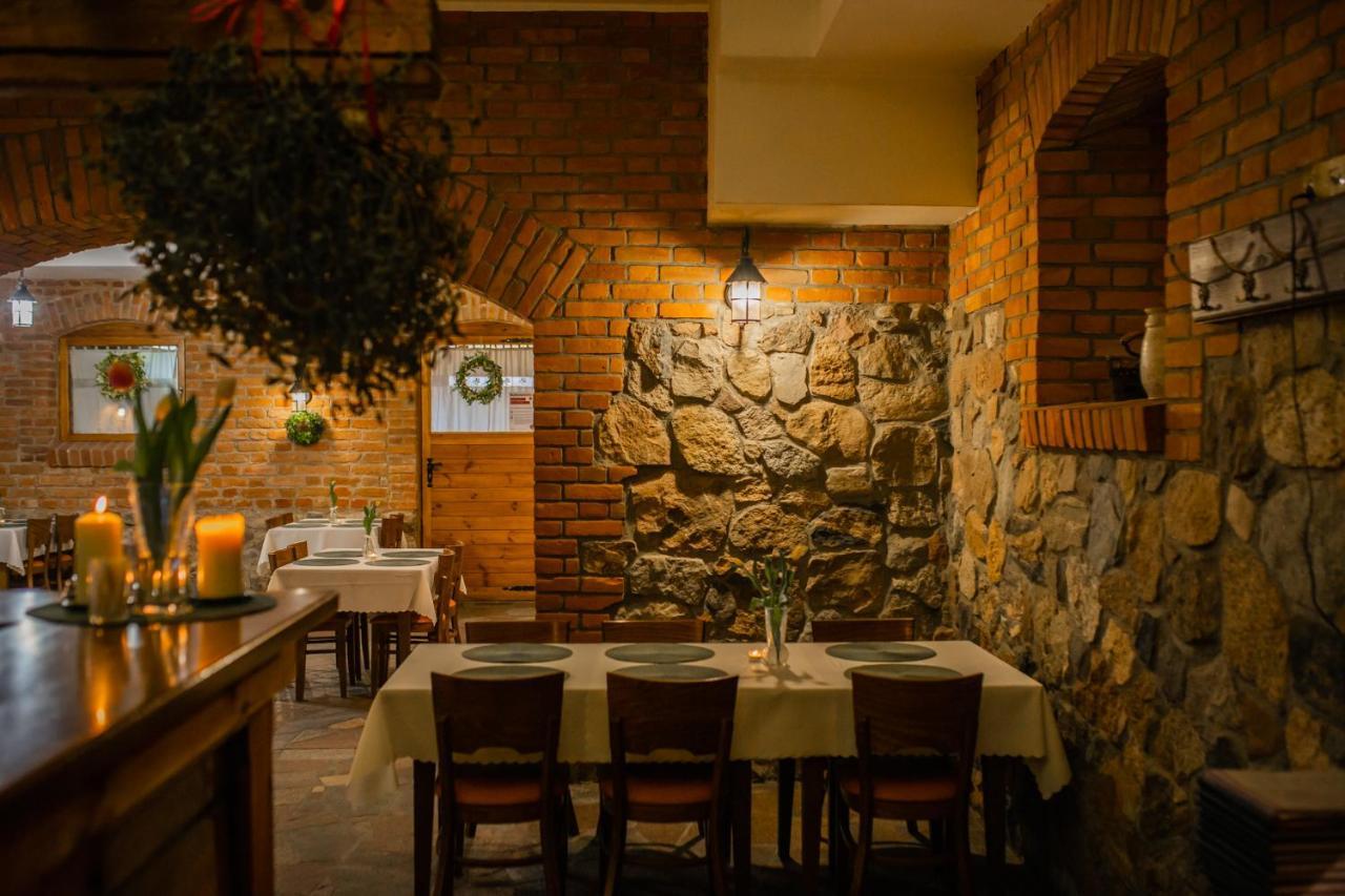 Hotel Przedzamcze Джалдово Екстериор снимка