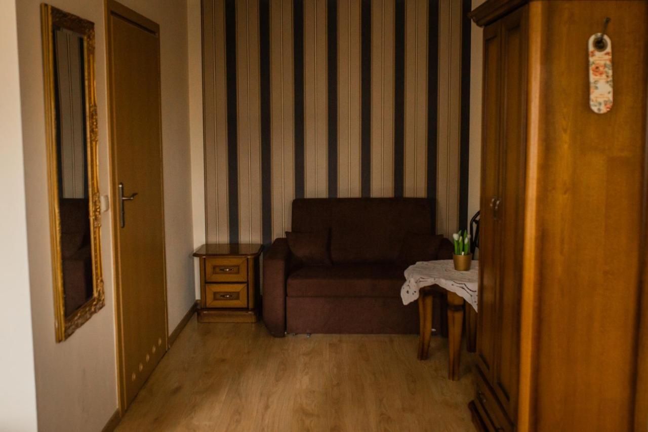 Hotel Przedzamcze Джалдово Екстериор снимка