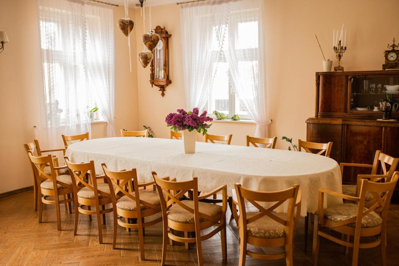 Hotel Przedzamcze Джалдово Екстериор снимка